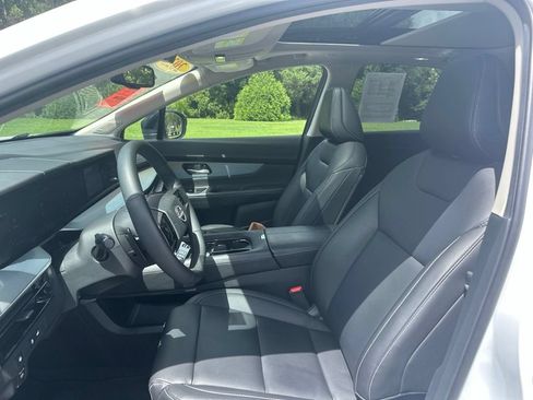 Certified 2025 Nissan Murano SL AWD/4WD image 14