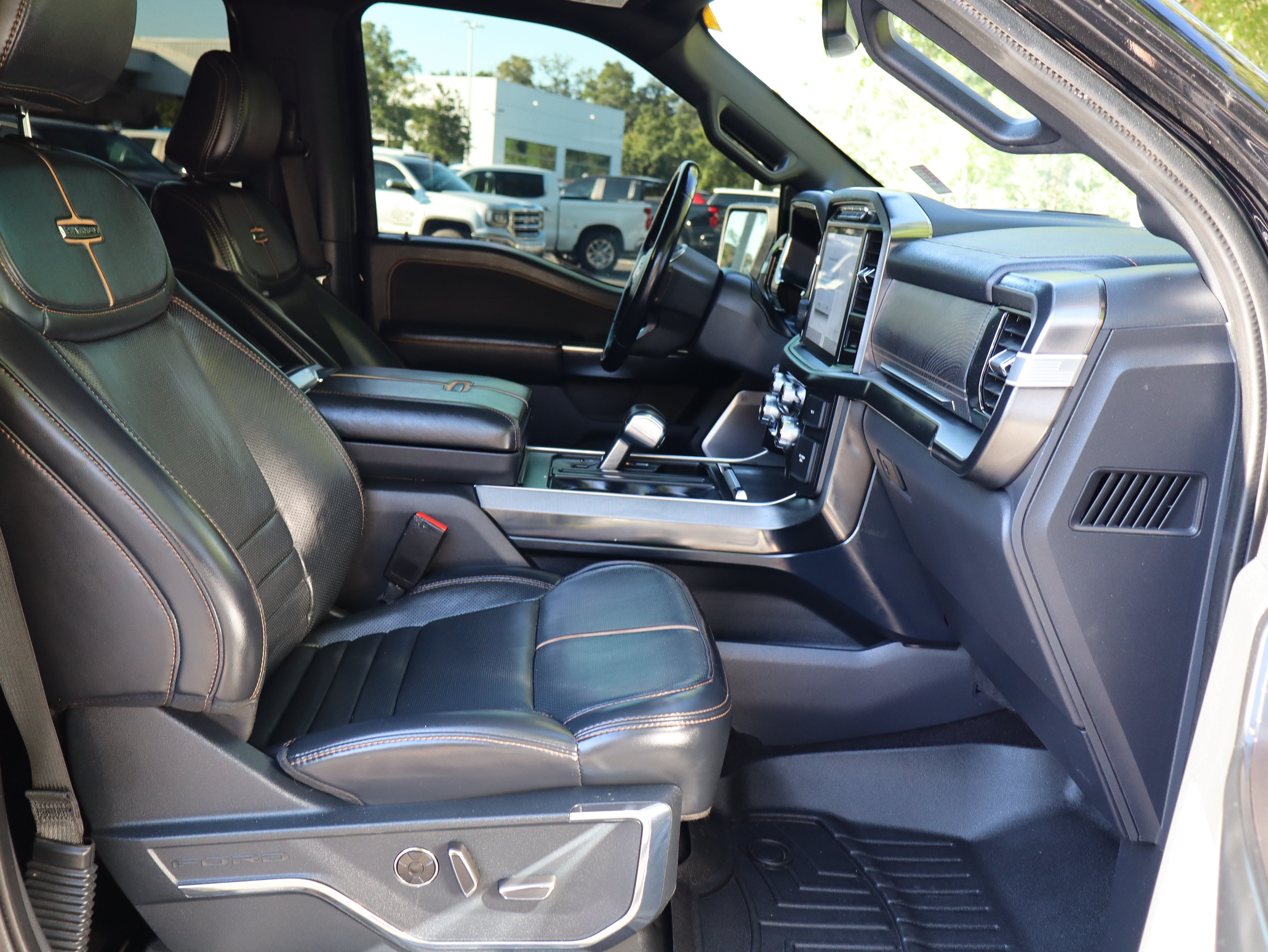 Used 2021 Ford F150 Platinum w/ Equipment Group 701A High AWD/4WD image 34