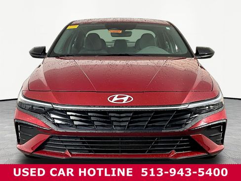 Used 2025 Hyundai Elantra Sport FWD image 2