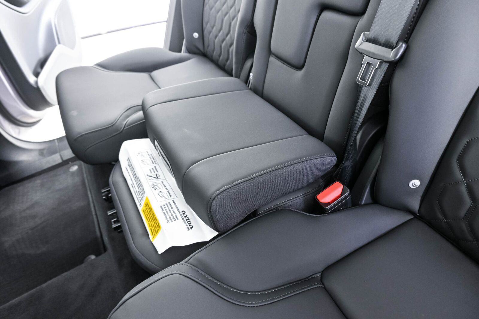 Used 2026 Volvo XC90 B6 Plus AWD/4WD image 22
