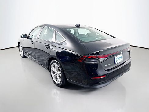 Certified 2023 Honda Accord LX image 5