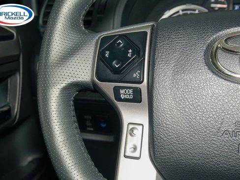 Used 2022 Toyota 4Runner Limited AWD/4WD image 34