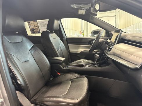 Used 2023 Jeep Compass Limited AWD/4WD image 31