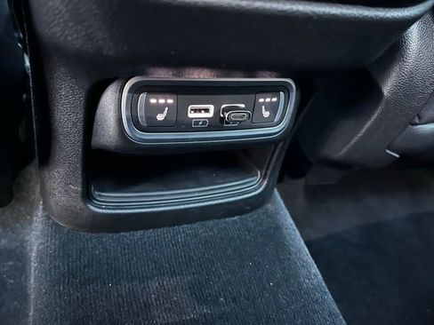 Used 2023 Alfa Romeo Stelvio Estrema image 11