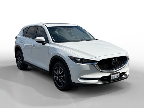 Used 2018 MAZDA CX-5 Touring w/ Preferred Equipment Package AWD/4WD image 7