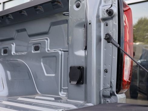 New 2026 GMC Sierra 1500 Elevation image 32