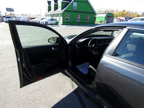 Used 2020 Kia Optima LX image 15