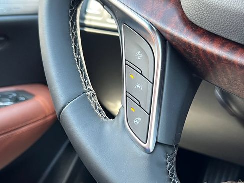 New 2026 Cadillac XT5 Premium Luxury w/ LPO, ONYX Package FWD image 36