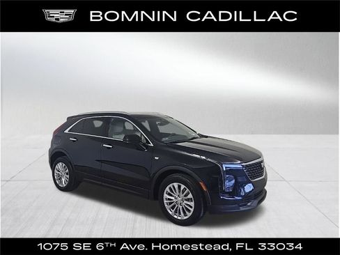 Certified 2024 Cadillac XT4 Luxury w/ Cold Weather Package image 1