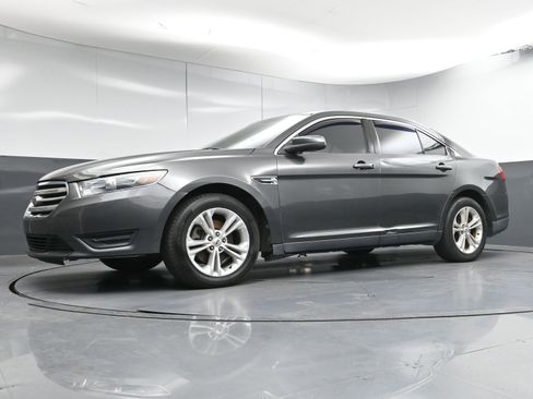 Used 2015 Ford Taurus SEL w/ Equipment Group 201A image 21