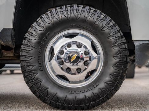 Used 2016 Chevrolet Silverado 3500 High Country w/ Duramax Plus Package image 16