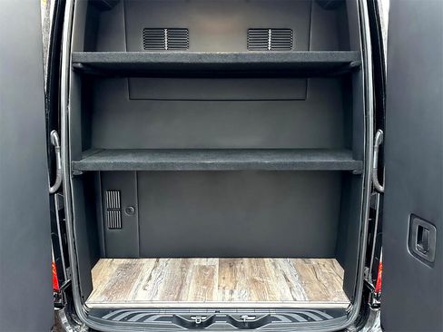 Used 2024 Mercedes-Benz Sprinter 3500 image 22