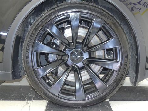 Used 2022 Tesla Model X image 29