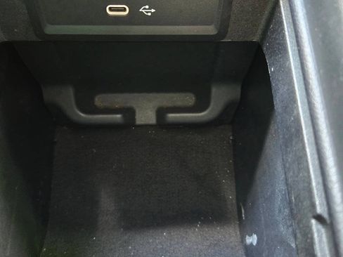 Used 2025 Mercedes-Benz GLE 450 4MATIC Coupe image 19