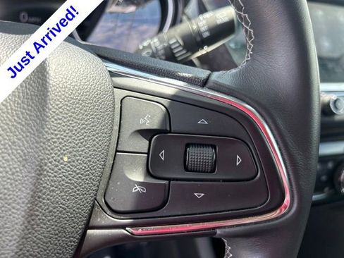 Used 2023 Buick Encore GX Preferred w/ Cold Weather Comfort Package FWD image 19
