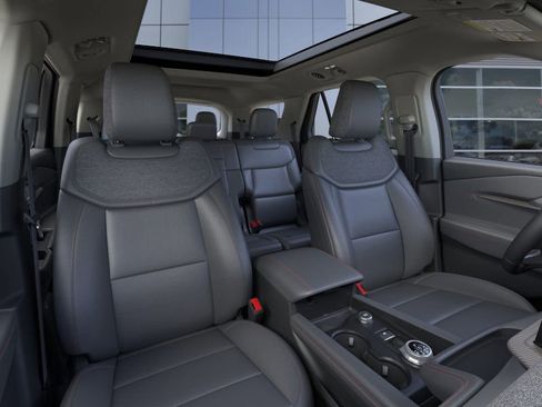 New 2026 Ford Explorer Active w/ Active Comfort Package image 10