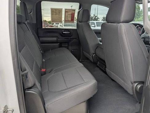 Used 2022 Chevrolet Silverado 2500 Custom w/ Custom Convenience Package AWD/4WD image 27