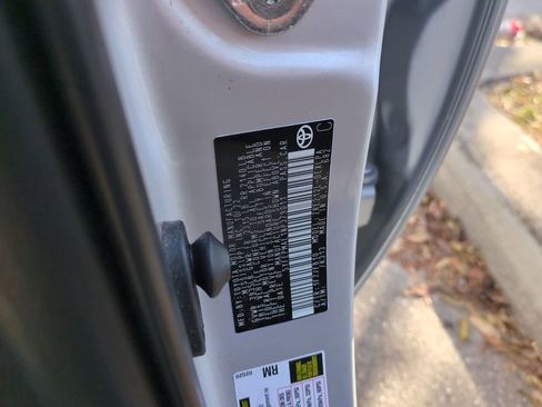 Used 2022 Toyota Corolla LE image 27