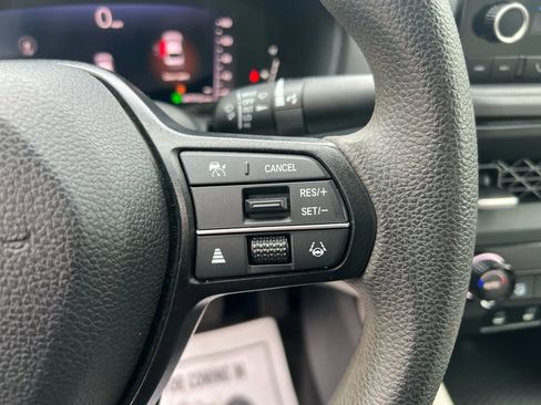 Used 2023 Honda Accord EX image 18