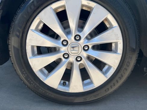 Used 2013 Honda Accord EX image 25