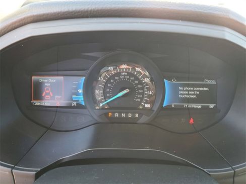 Used 2024 Ford Edge Titanium image 10