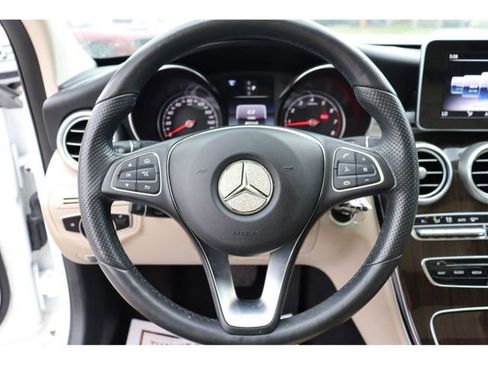 Used 2018 Mercedes-Benz C 300 4MATIC Sedan image 25