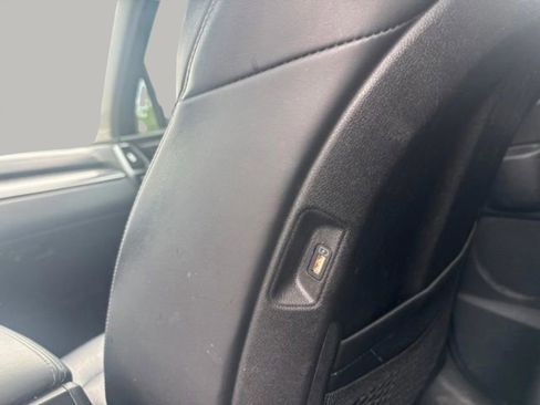 Used 2023 Kia Sorento S w/ Panoramic Sunroof Package FWD image 30