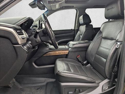 Used 2020 GMC Yukon XL Denali image 27