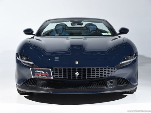 Used 2025 Ferrari Roma Spider RWD image 3