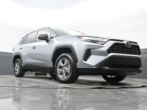 Used 2025 Toyota RAV4 LE image 24