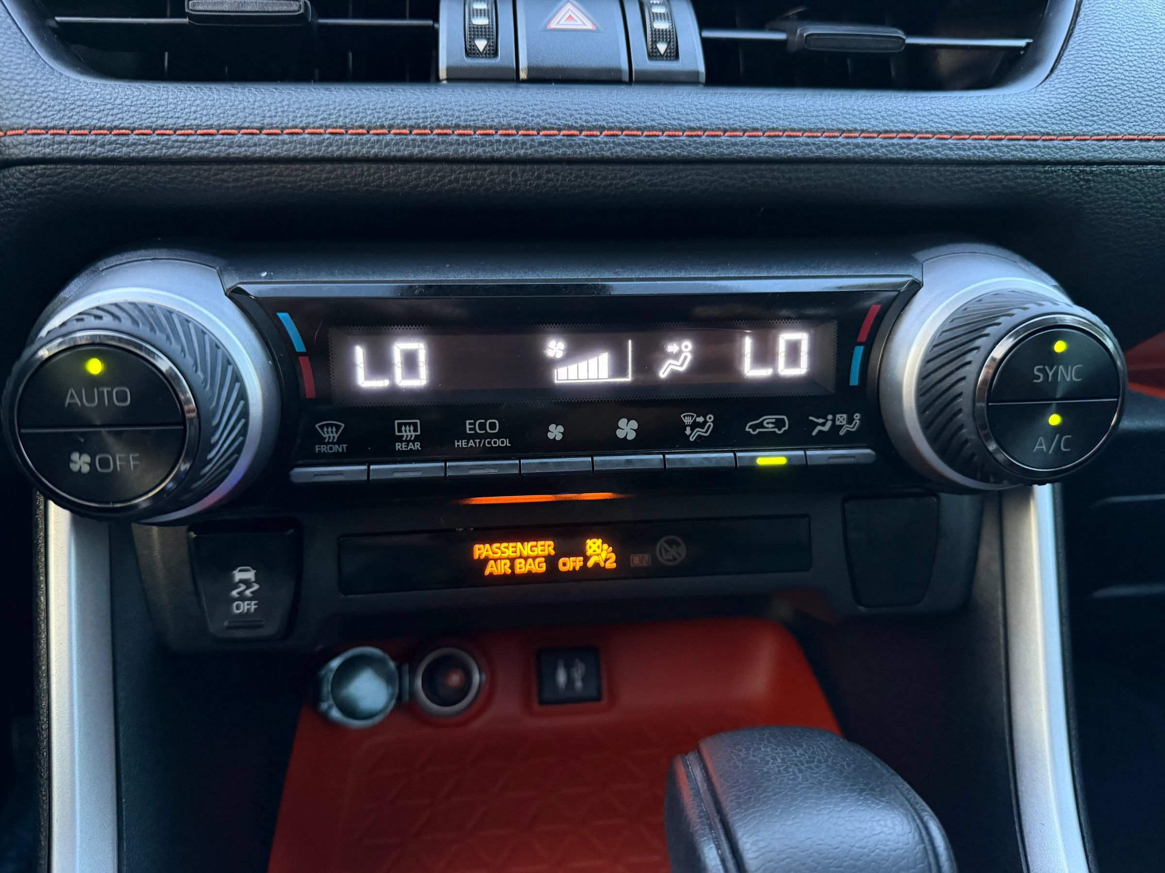 Used 2019 Toyota RAV4 Adventure AWD/4WD image 30