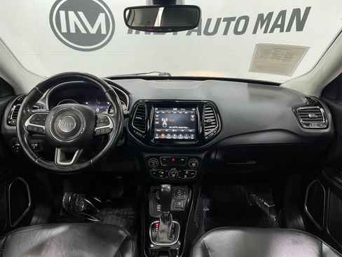 Used 2019 Jeep Compass Limited AWD/4WD image 19