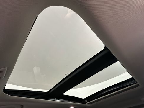 Used 2023 Nissan Murano Platinum w/ Cargo Package image 26