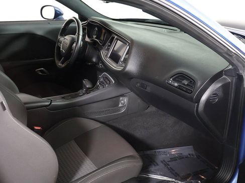 Used 2022 Dodge Challenger R/T w/ Shaker Package image 19