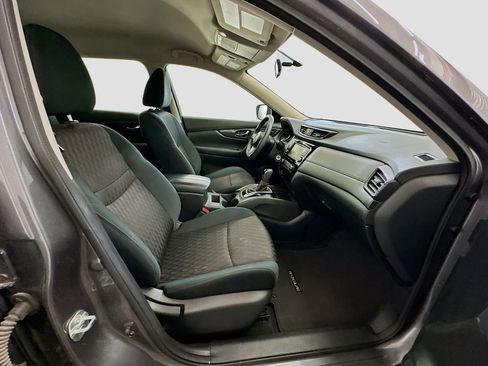 Used 2018 Nissan Rogue S AWD/4WD image 31