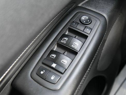 Used 2022 Dodge Durango GT image 34