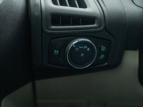 Used 2013 Ford Focus SE image 20