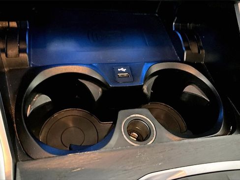 Used 2024 BMW 330e xDrive image 12