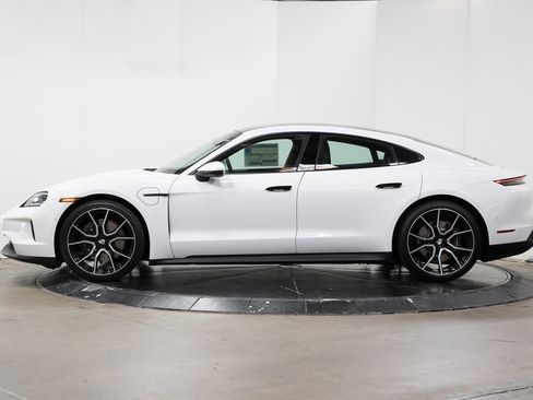 Certified 2025 Porsche Taycan image 4