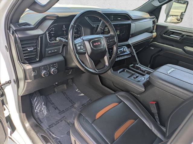 Used 2024 GMC Sierra 2500 AT4 w/ AT4 Premium Plus Package AWD/4WD image 9