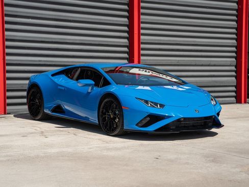 Used 2021 Lamborghini Huracan EVO RWD image 8