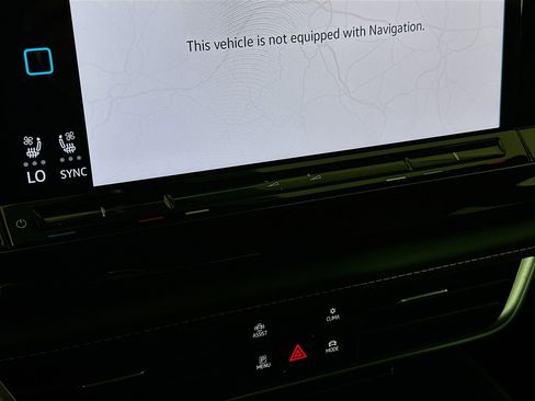 Used 2025 Volkswagen Atlas Cross Sport SE image 23