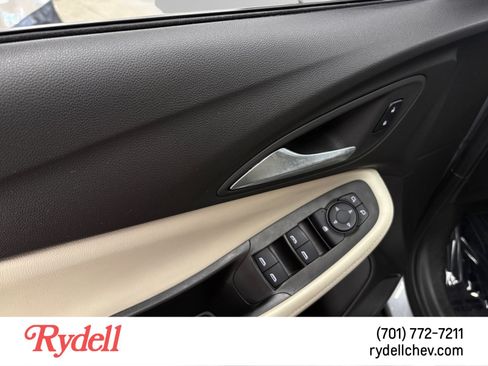 Used 2024 Buick Encore GX Sport Touring AWD/4WD image 11