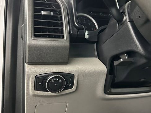 Used 2019 Ford F250 XL w/ STX Appearance Package image 14
