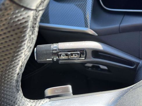 Used 2023 Mercedes-Benz GLC 300 4MATIC image 19