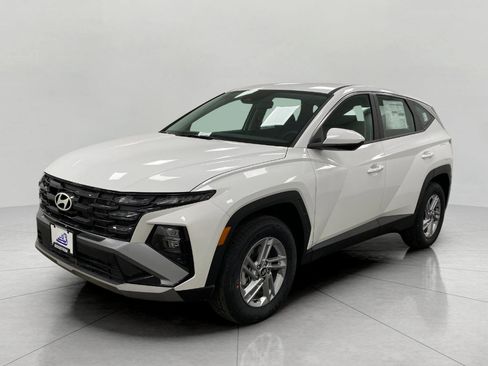 New 2026 Hyundai Tucson SE AWD/4WD image 8