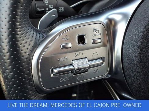 Certified 2022 Mercedes-Benz GLC 300 image 9
