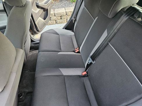 Used 2013 Ford Focus SE FWD image 10