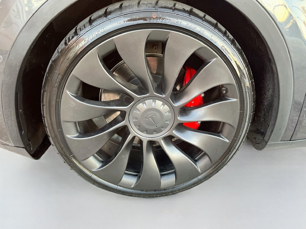 Used 2022 Tesla Model Y Performance AWD/4WD image 29
