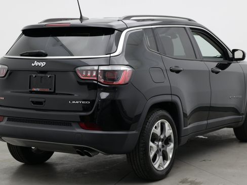 Used 2020 Jeep Compass Limited FWD image 7
